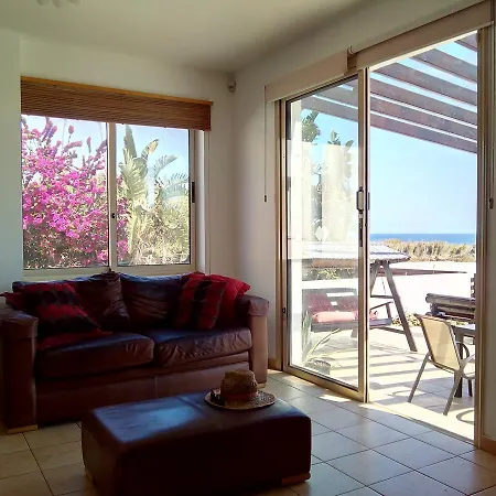 Villa Atlantis